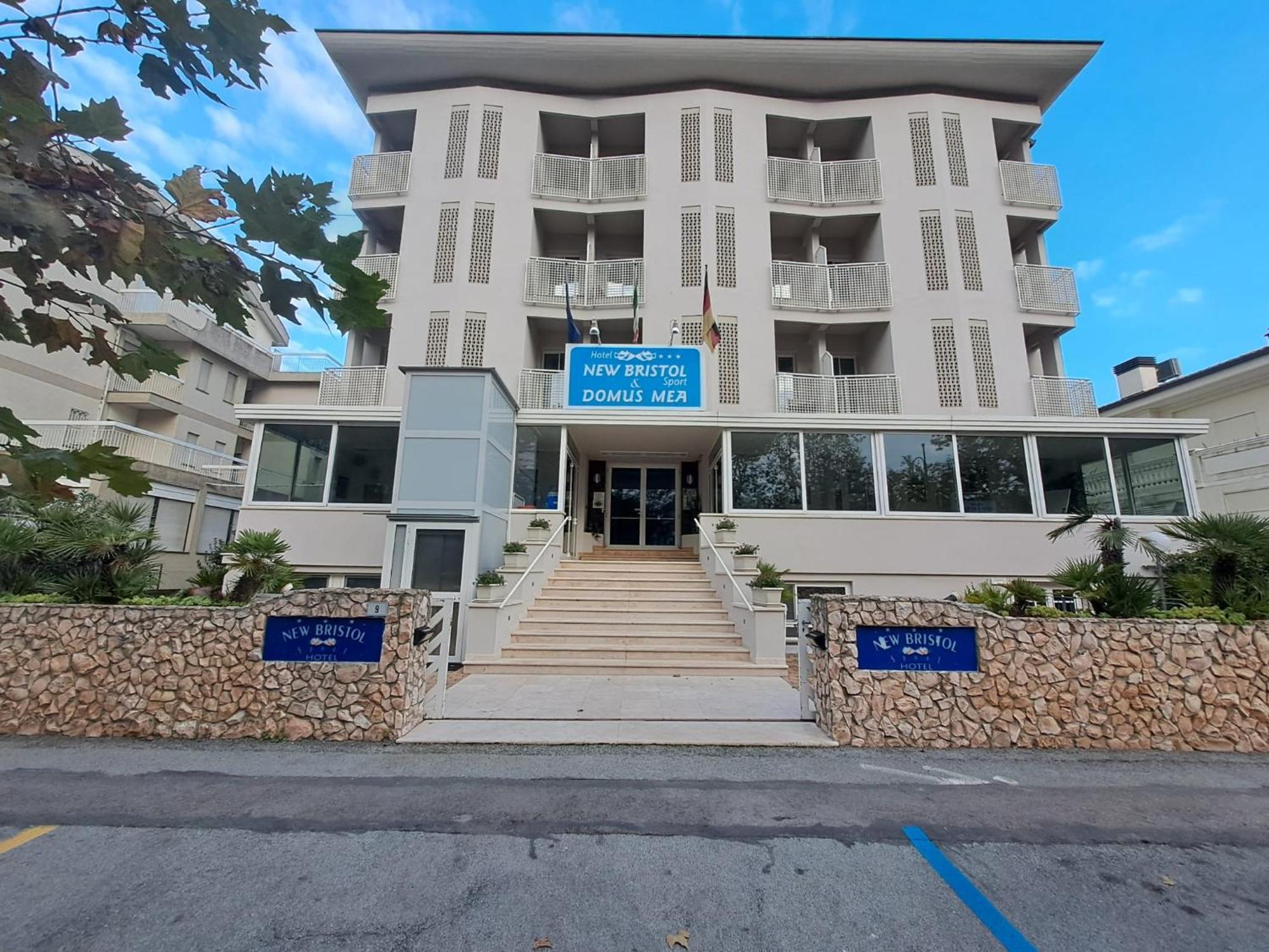 New Bristol Sport Hotel Cesenatico Exterior photo